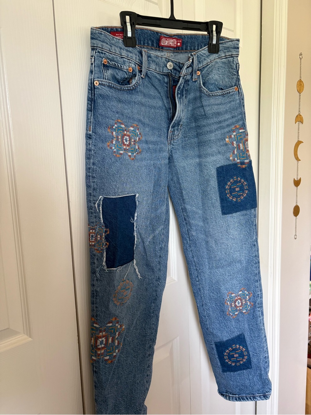 Limited Edition Lucky Brand Legend Mid Rise Boy Relaxed Straight Patchwork Jeans